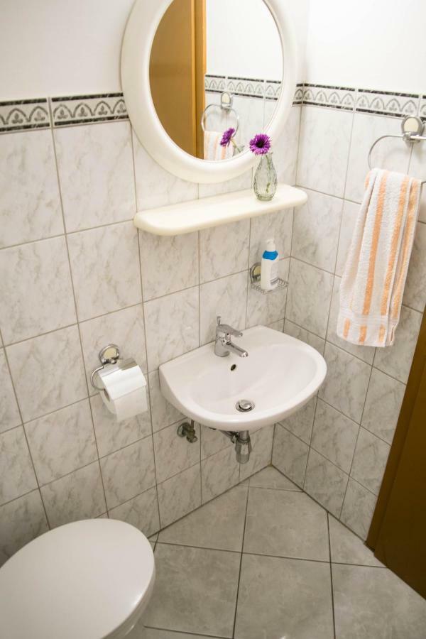 Apartman Luka 希贝尼克 外观 照片